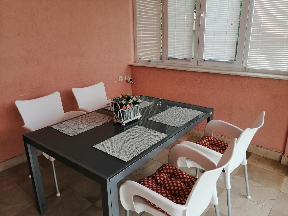 Apartman Mira Žaborić Zewnętrze zdjęcie