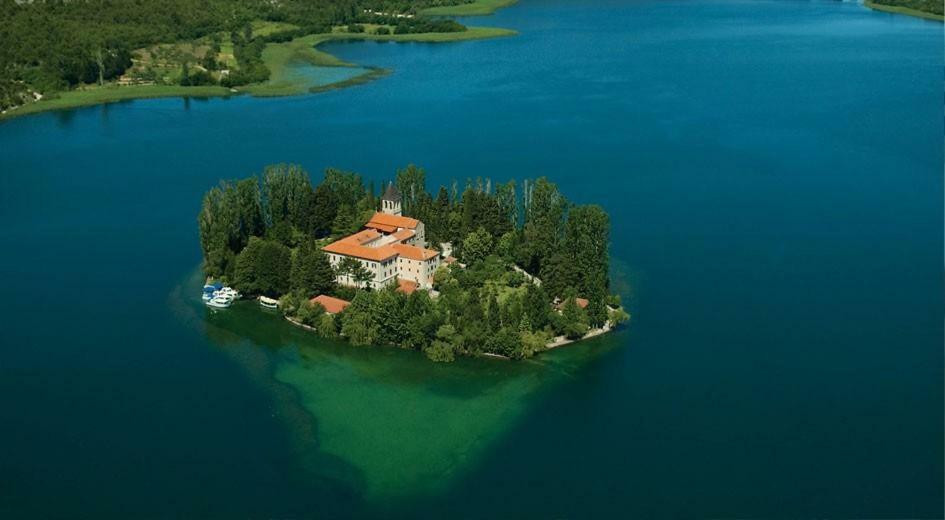 Apartman Mira Žaborić Zewnętrze zdjęcie